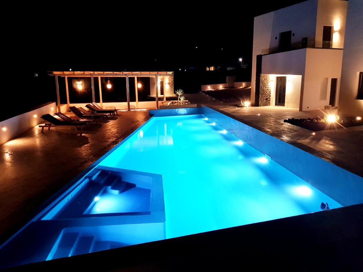 Mylithos Suites โมโนลิธอส ภายนอก รูปภาพ
