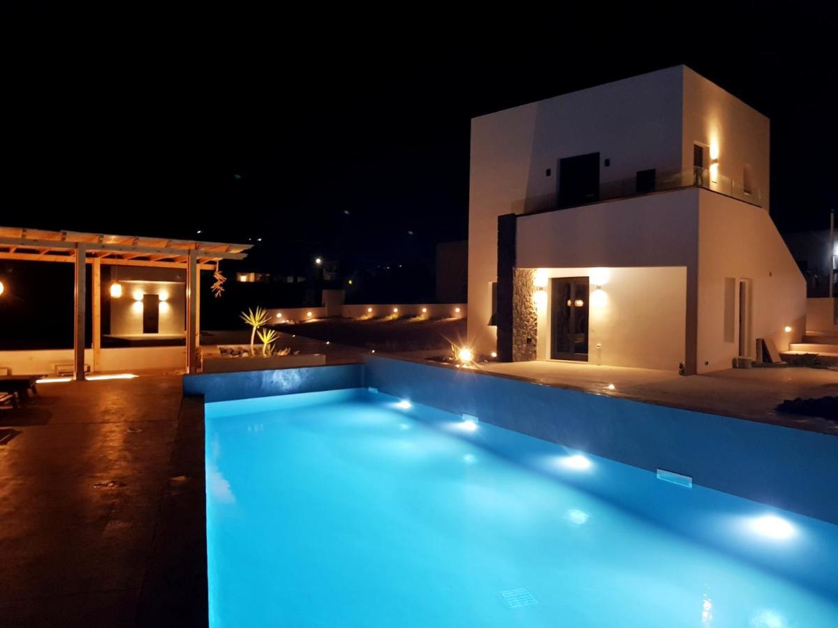 Mylithos Suites โมโนลิธอส ภายนอก รูปภาพ