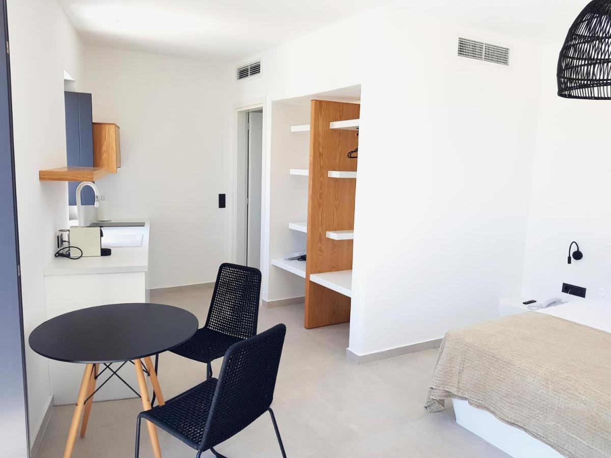 Mylithos Suites โมโนลิธอส ภายนอก รูปภาพ