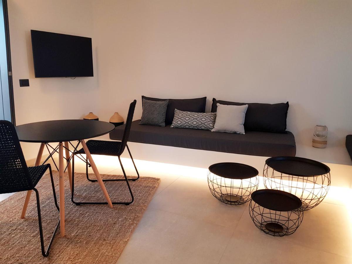 Mylithos Suites โมโนลิธอส ภายนอก รูปภาพ