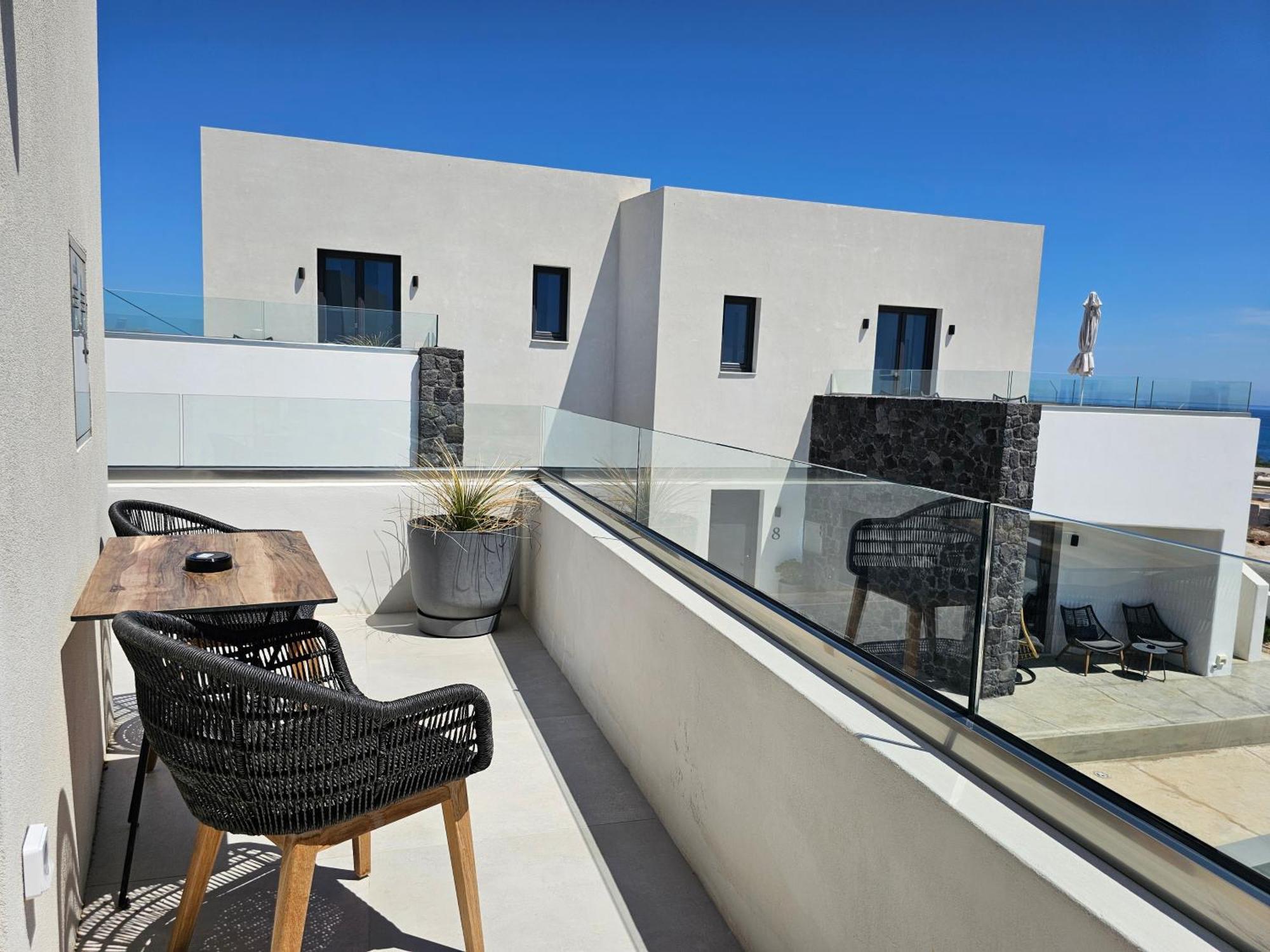 Mylithos Suites โมโนลิธอส ภายนอก รูปภาพ